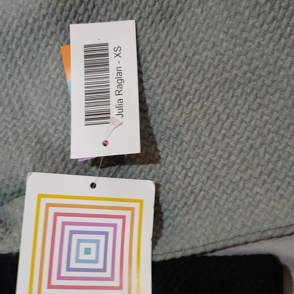 NWT Lularoe Julia Raglan XS - Picture 7 of 9